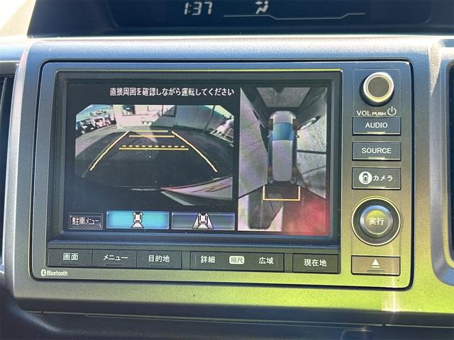 ステップワゴンスパーダ Ｚ　ＨＤＤナビエディション　ＥＴＣ　バックカメラ　ナビ　ＴＶ　両側電動スライドドア　ＨＩＤ　スマートキー　アイドリングストップ　電動格納ミラー　後席モニター　３列シート　ＣＶＴ　アルミホイール　ＵＳＢ　Ｂｌｕｅｔｏｏｔｈ（5枚目）