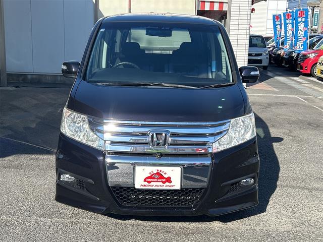 ステップワゴンスパーダ Ｚ　ＨＤＤナビエディション　ＥＴＣ　バックカメラ　ナビ　ＴＶ　両側電動スライドドア　ＨＩＤ　スマートキー　アイドリングストップ　電動格納ミラー　後席モニター　３列シート　ＣＶＴ　アルミホイール　ＵＳＢ　Ｂｌｕｅｔｏｏｔｈ（12枚目）