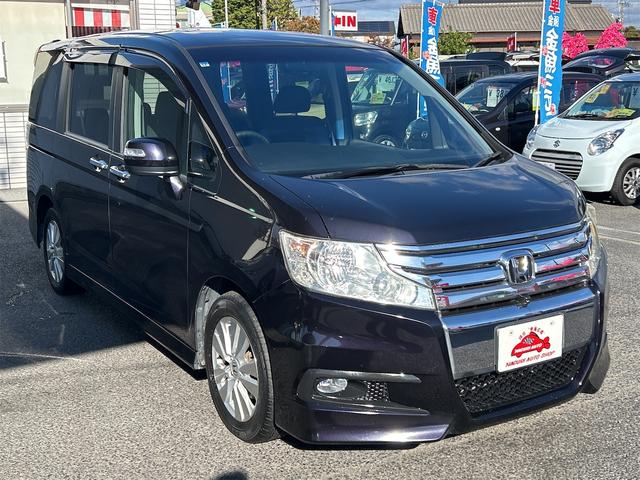 ステップワゴンスパーダ Ｚ　ＨＤＤナビエディション　ＥＴＣ　バックカメラ　ナビ　ＴＶ　両側電動スライドドア　ＨＩＤ　スマートキー　アイドリングストップ　電動格納ミラー　後席モニター　３列シート　ＣＶＴ　アルミホイール　ＵＳＢ　Ｂｌｕｅｔｏｏｔｈ（13枚目）