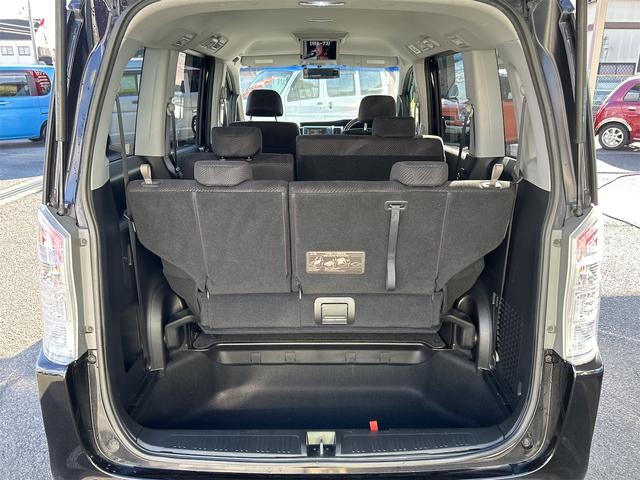 ステップワゴンスパーダ Ｚ　ＨＤＤナビエディション　ＥＴＣ　バックカメラ　ナビ　ＴＶ　両側電動スライドドア　ＨＩＤ　スマートキー　アイドリングストップ　電動格納ミラー　後席モニター　３列シート　ＣＶＴ　アルミホイール　ＵＳＢ　Ｂｌｕｅｔｏｏｔｈ（19枚目）