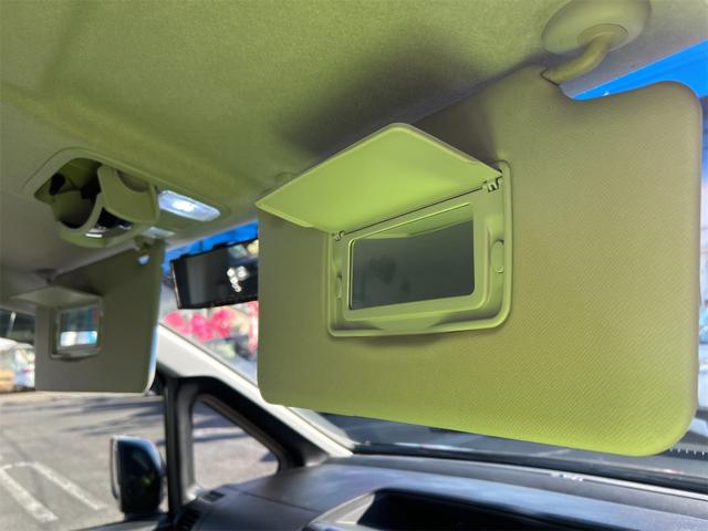 ステップワゴンスパーダ Ｚ　ＨＤＤナビエディション　ＥＴＣ　バックカメラ　ナビ　ＴＶ　両側電動スライドドア　ＨＩＤ　スマートキー　アイドリングストップ　電動格納ミラー　後席モニター　３列シート　ＣＶＴ　アルミホイール　ＵＳＢ　Ｂｌｕｅｔｏｏｔｈ（49枚目）