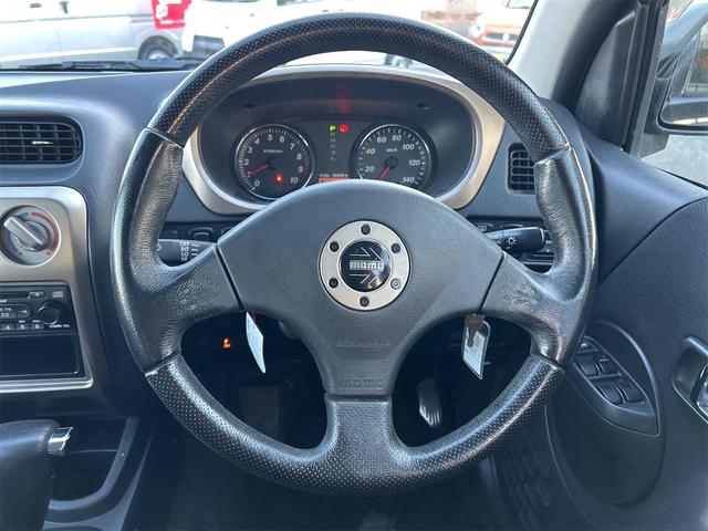 テリオスキッド カスタム　メモリアルエディション　ＥＴＣ　キーレスエントリー　電動格納ミラー　ＡＴ　ＣＤ　アルミホイール　衝突安全ボディ　エアコン　パワーステアリング　パワーウィンドウ（11枚目）