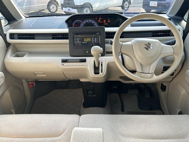 ワゴンＲ ハイブリッドＦＸ　ＥＴＣ　レーンアシスト　衝突被害軽減システム　オートライト　スマートキー　アイドリングストップ　電動格納ミラー　シートヒーター　ベンチシート　ＣＶＴ　盗難防止システム　ＡＢＳ　ＥＳＣ　ＣＤ（3枚目）