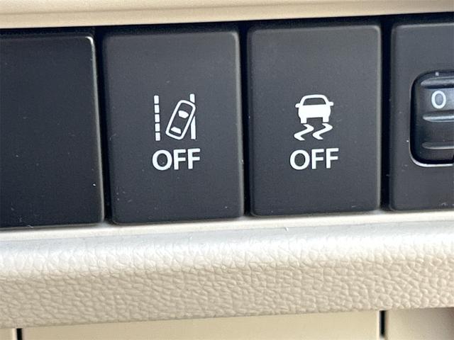 ワゴンＲ ハイブリッドＦＸ　ＥＴＣ　レーンアシスト　衝突被害軽減システム　オートライト　スマートキー　アイドリングストップ　電動格納ミラー　シートヒーター　ベンチシート　ＣＶＴ　盗難防止システム　ＡＢＳ　ＥＳＣ　ＣＤ（8枚目）