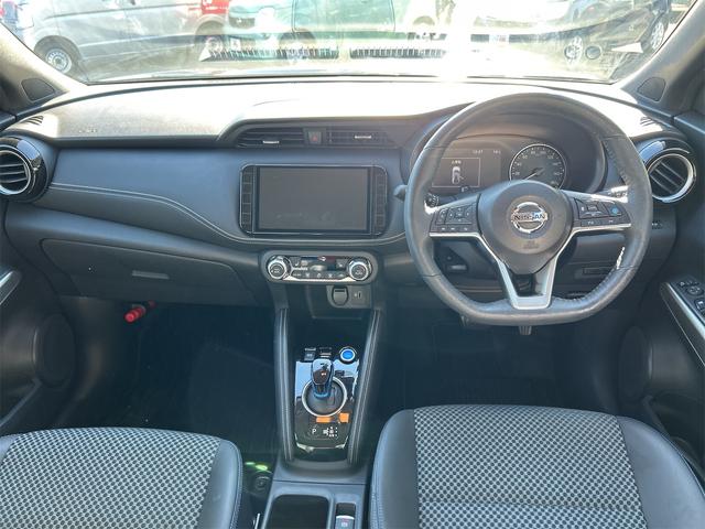 キックス Ｘ　ドライブレコーダー　ＥＴＣ　全周囲カメラ　クリアランスソナー　レーンアシスト　衝突被害軽減システム　ナビ　ＴＶ　オートライト　ＬＥＤヘッドランプ　ヘッドライトウォッシャー　アルミホイール　スマートキー（3枚目）