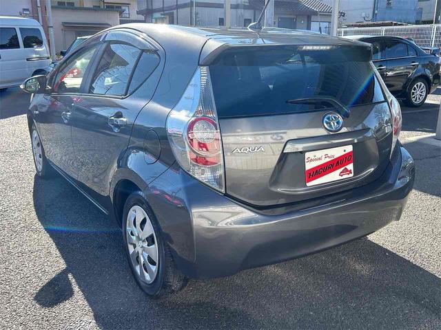 アクア Ｇ　ＥＴＣ　バックカメラ　ナビ　ＴＶ　オートライト　スマートキー　アイドリングストップ　電動格納ミラー　ＣＶＴ　衝突安全ボディ　ＡＢＳ　ＥＳＣ　ＣＤ　ＤＶＤ再生　Ｂｌｕｅｔｏｏｔｈ　エアコン（18枚目）