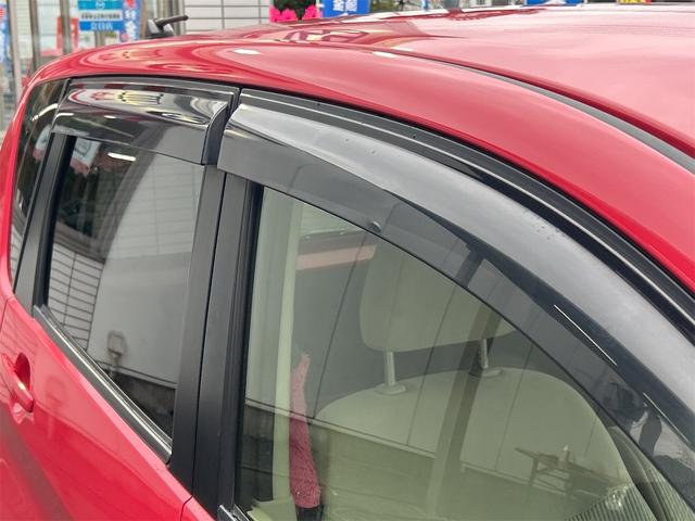 デイズ Ｘ　Ｖセレクション＋セーフティＩＩ　ドライブレコーダー　ＥＴＣ　全周囲カメラ　ナビ　ＴＶ　衝突被害軽減システム　スマートキー　アイドリングストップ　電動格納ミラー　ベンチシート　ＣＶＴ　盗難防止システム　ＡＢＳ　ＥＳＣ　ＣＤ　ＤＶＤ再生（29枚目）