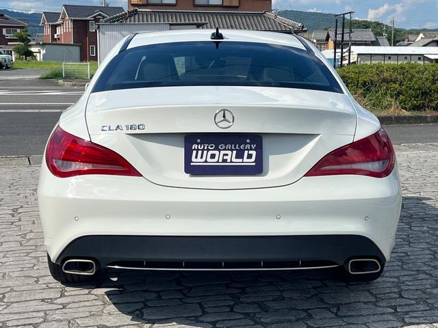 CLAクラス CLA180 ハーフレザーシート/バックモニター/18インチ/ETC/レーダーセーフティPKG/LEDヘッドライト/ETC/オートライト/Bluetooth/パドルシフト/キーレス/(7枚目)