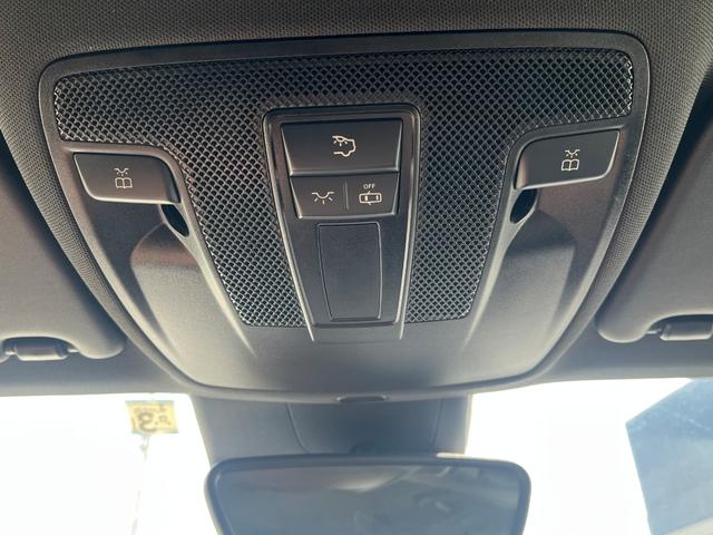 CLAクラス CLA180 ハーフレザーシート/バックモニター/18インチ/ETC/レーダーセーフティPKG/LEDヘッドライト/ETC/オートライト/Bluetooth/パドルシフト/キーレス/(22枚目)