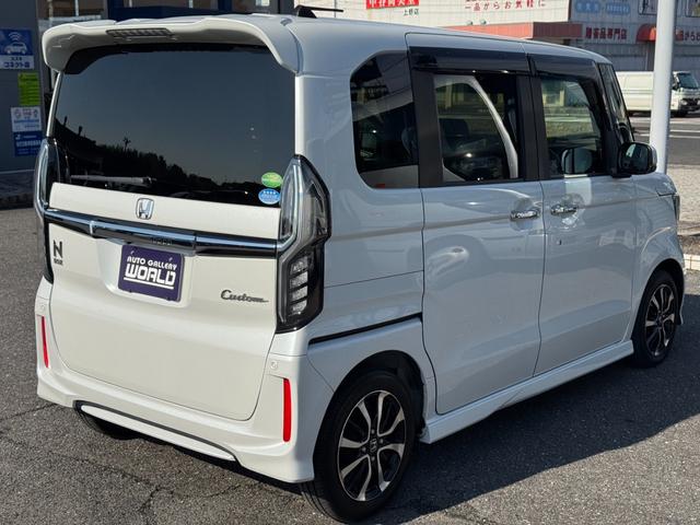 Ｎ－ＢＯＸカスタム Ｇ・Ｌホンダセンシング　左右パワースライドドア／スマートキー／ＥＴＣ／バックカメラ／プッシュスタート／Ｂｌｕｅｔｏｏｔｈオーディオ／ＬＥＤヘッドランプ／１４インチアルミホイール／ホンダセンシング／ＬＥＤフォグランプ（5枚目）