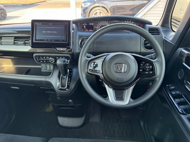 Ｎ－ＢＯＸカスタム Ｇ・Ｌホンダセンシング　左右パワースライドドア／スマートキー／ＥＴＣ／バックカメラ／プッシュスタート／Ｂｌｕｅｔｏｏｔｈオーディオ／ＬＥＤヘッドランプ／１４インチアルミホイール／ホンダセンシング／ＬＥＤフォグランプ（12枚目）