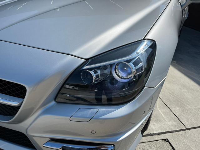 ＳＬＫ ＳＬＫ３５０ブルーエフィシェンシー　オープンカー　ナビ　クリアランスソナー　オートクルーズコントロール　ＨＩＤ　サンルーフ　ＡＴ　スマートキー　電動格納ミラー　シートヒーター　アルミホイール　盗難防止システム　ＡＢＳ　ＥＳＣ　ＣＤ（13枚目）