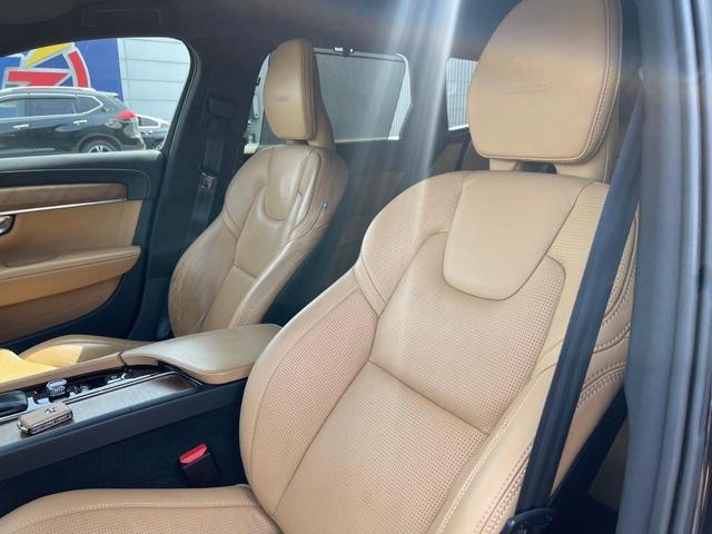 Ｖ９０ Ｄ４　インスクリプション　ＥＴＣ　全周囲カメラ　ナビ　クリアランスソナー　オートクルーズコントロール　レーンアシスト　衝突被害軽減システム　アルミホイール　ＬＥＤヘッドランプ　パワーシート　革シート　スマートキー（49枚目）