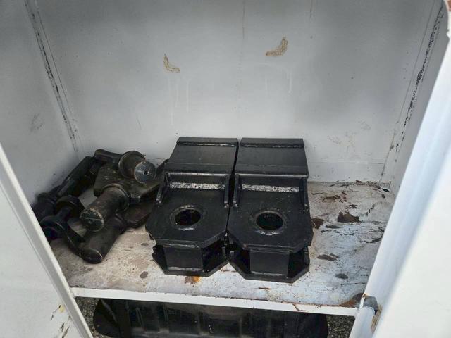 フォワード ベースグレード　トラック　ＭＴ　ＥＴＣ　バックカメラ　エアコン　運転席エアバッグ（31枚目）