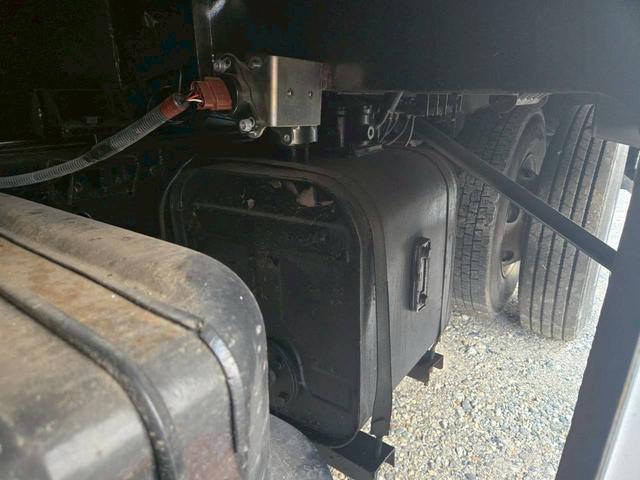 フォワード ベースグレード　トラック　ＭＴ　ＥＴＣ　バックカメラ　エアコン　運転席エアバッグ（35枚目）