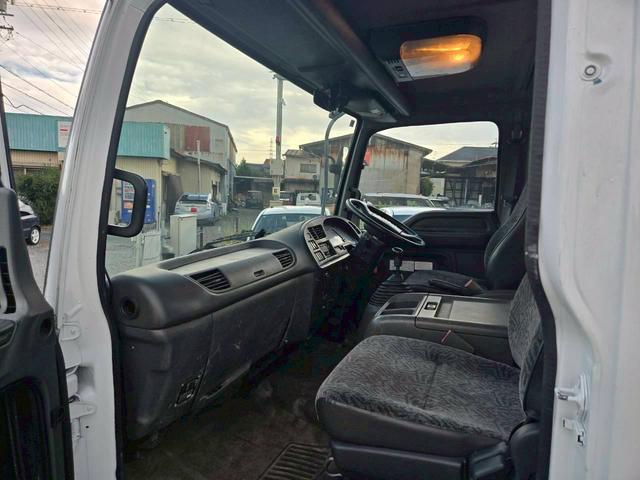 フォワード ベースグレード　トラック　ＭＴ　ＥＴＣ　バックカメラ　エアコン　運転席エアバッグ（36枚目）