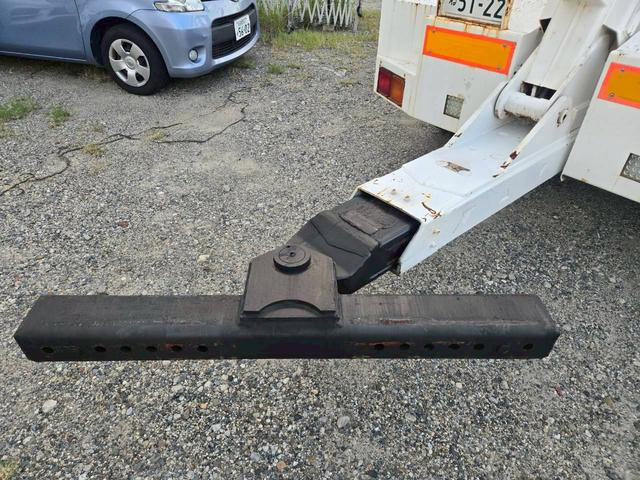 フォワード ベースグレード　トラック　ＭＴ　ＥＴＣ　バックカメラ　エアコン　運転席エアバッグ（62枚目）