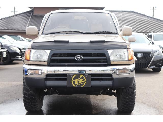 ハイラックスサーフ ＳＳＲ－Ｘ　ワイド　４ＷＤ　ＥＴＣ　バックカメラ　サンルーフ　ＡＴ　ＣＤ　ＡＢＳ　エアコン　パワーステアリング　パワーウィンドウ　革調シートカバー　バグガード（5枚目）