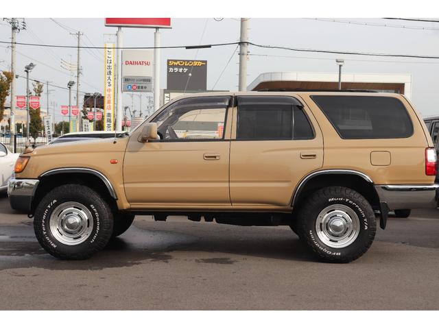 ハイラックスサーフ ＳＳＲ－Ｘ　ワイド　４ＷＤ　ＥＴＣ　バックカメラ　サンルーフ　ＡＴ　ＣＤ　ＡＢＳ　エアコン　パワーステアリング　パワーウィンドウ　革調シートカバー　バグガード（8枚目）