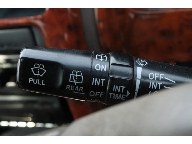 ハイラックスサーフ ＳＳＲ－Ｘ　ワイド　４ＷＤ　ＥＴＣ　バックカメラ　サンルーフ　ＡＴ　ＣＤ　ＡＢＳ　エアコン　パワーステアリング　パワーウィンドウ　革調シートカバー　バグガード（14枚目）