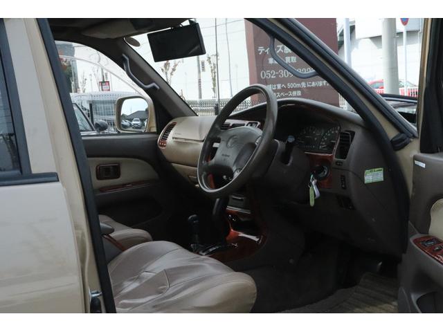 ハイラックスサーフ ＳＳＲ－Ｘ　ワイド　４ＷＤ　ＥＴＣ　バックカメラ　サンルーフ　ＡＴ　ＣＤ　ＡＢＳ　エアコン　パワーステアリング　パワーウィンドウ　革調シートカバー　バグガード（16枚目）