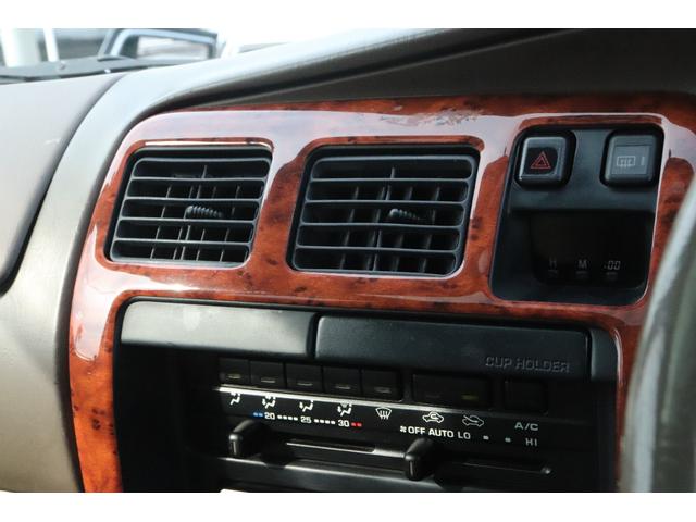 ハイラックスサーフ ＳＳＲ－Ｘ　ワイド　４ＷＤ　ＥＴＣ　バックカメラ　サンルーフ　ＡＴ　ＣＤ　ＡＢＳ　エアコン　パワーステアリング　パワーウィンドウ　革調シートカバー　バグガード（20枚目）