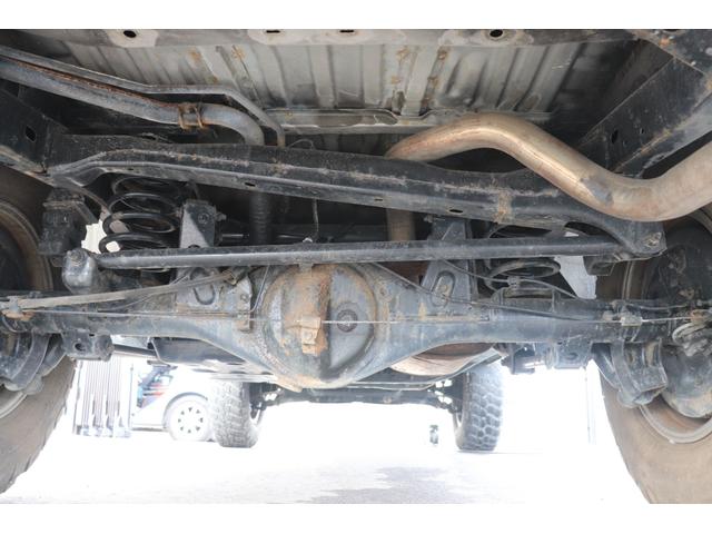 ハイラックスサーフ ＳＳＲ－Ｘ　ワイド　４ＷＤ　ＥＴＣ　バックカメラ　サンルーフ　ＡＴ　ＣＤ　ＡＢＳ　エアコン　パワーステアリング　パワーウィンドウ　革調シートカバー　バグガード（51枚目）