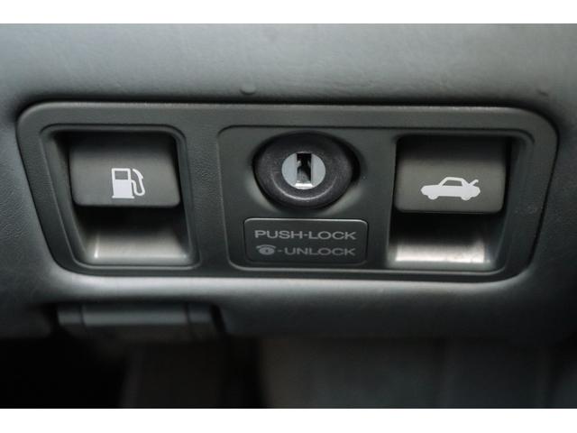 セルシオ A仕様 AMEシュタイナー19インチホイール エスペリアサスペンション ETC オートクルーズコントロール アルミホイール オートライト HID AT キーレスエントリー 電動格納ミラー パワーシート(33枚目)