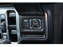 サハラ　４ＷＤ　ワンオーナー　革シート　シートヒーター　バックカメラ　クリアランスソナー　オートクルーズコントロール　衝突被害軽減システム　ナビ　ＴＶ　オートライト　ＬＥＤヘッドランプ　アルミホイール（34枚目）