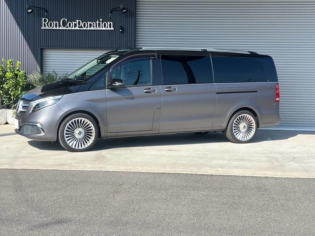 Vクラス V220dアバンギャルドエクストラロングAMGライン ディーゼルターボ  (ブラック&グレーラッピング)(4枚目)