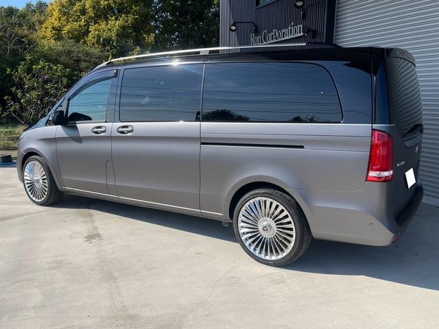 Vクラス V220dアバンギャルドエクストラロングAMGライン ディーゼルターボ  (ブラック&グレーラッピング)(7枚目)