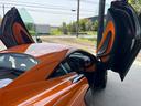 ベースグレード　ステルスエキゾーストフィニッシュ　ステルスホイル　オレンジキャリパー　ナッパスポーツインテリアオレンジ　車両リフト　パーキングセンサー　リアカメラ　フロントリフティング（37枚目）