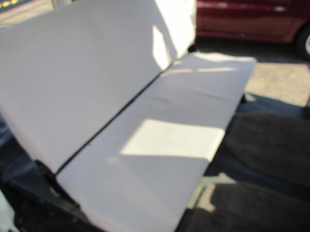 サンバーバン トランスポーター パワステ エアコン オートマ タイミングベルト&ウォーターポンプ類交換済 タイヤ溝タップリ(14枚目)