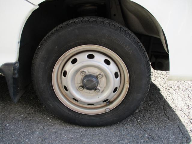 サンバーバン トランスポーター パワステ エアコン オートマ タイミングベルト&ウォーターポンプ類交換済 タイヤ溝タップリ(22枚目)