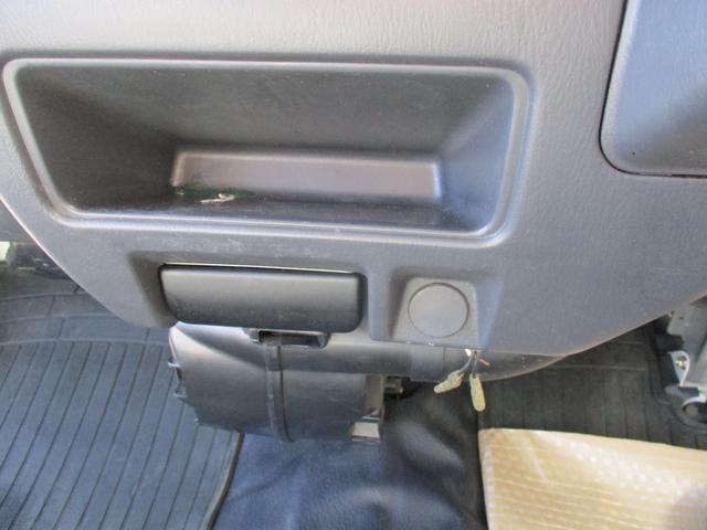 サンバーバン トランスポーター パワステ エアコン オートマ タイミングベルト&ウォーターポンプ類交換済 タイヤ溝タップリ(24枚目)