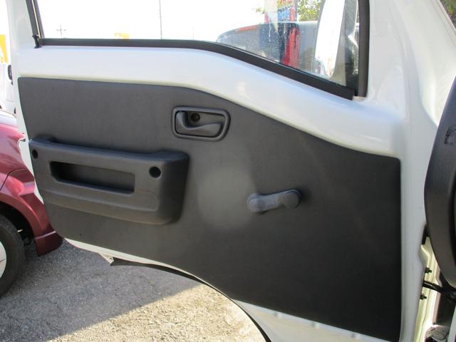 サンバーバン トランスポーター パワステ エアコン オートマ タイミングベルト&ウォーターポンプ類交換済 タイヤ溝タップリ(28枚目)