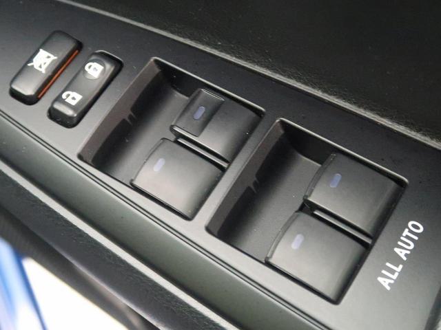 ハイブリッド セーフティセンス SDナビ バックカメラ ETC オートハイビーム 電格ミラー オートエアコン ヘッドライトレベライザー 横滑り防止機能 キーレスキー(27枚目)