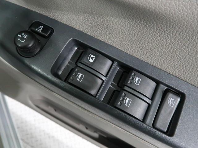 X 純正ナビ 禁煙車 フルセグTV Blootooth再生 ETC 記録簿 CD再生 DVD再生 純正14インチアルミホイール アイドリングストップ ドアバイザー 衝突安全ボディ プライバシーG(9枚目)
