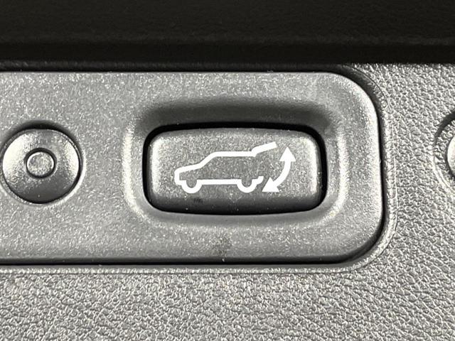 G パワーパッケージ 4WD 三菱e-assist 11型BIGX付 両側パワースライドドア 禁煙車 登録済未使用車 ステアリングヒーター シートヒーター 7人乗り LEDヘッドライト LEDフォグライト パワーバックドア(7枚目)