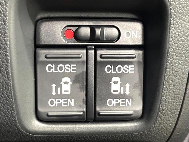 G・ターボLパッケージ 禁煙車 シティブレーキアクティブシステム 両側パワースライドドア 純正ナビ バックカメラ Bluetooth再生 ETC クルーズコントロール HIDヘッドライト オートライト シートバックテーブル(6枚目)