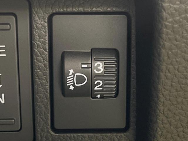 ステップワゴン エアー　登録済未使用車　７人　ホンダセンシング　両側電動スライドドア　バックカメラ　アダプティブクルーズコントロール　ＬＥＤ　オートハイビーム　オートエアコン　純正１６インチアルミ　スマートキー（32枚目）