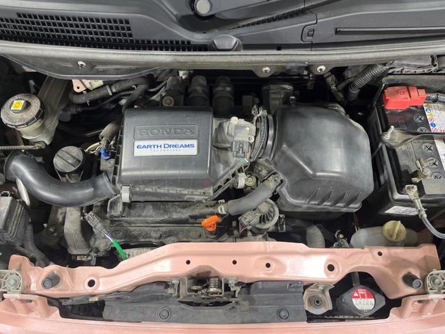 Ｎ－ＢＯＸ Ｇ　禁煙車　純正ナビ　ワンセグ　ＥＴＣ　オートエアコン　シティブレーキサポート　ヘッドライトレベライザー　ＥＣＯＮ　両側スライドドア　プライバシーガラス　スマートキー（17枚目）