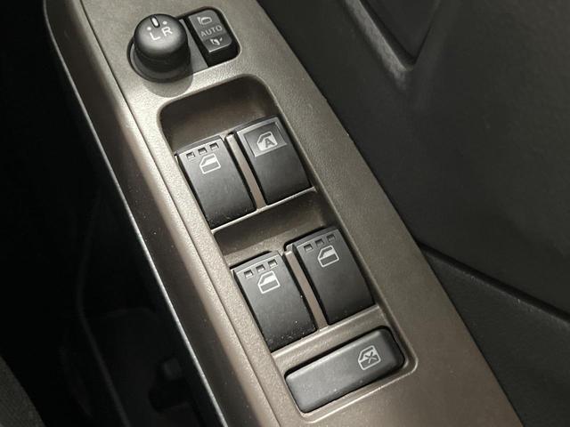 ルーミー Ｇ　禁煙車　９型ディスプレイオーディオ　両側電動ドア　全周囲カメラ　衝突被害軽減システム　ドラレコ　コーナーセンサー　シートヒーター　ＬＥＤヘッド　ビルトインＥＴＣ　オートライト　オートエアコン（39枚目）