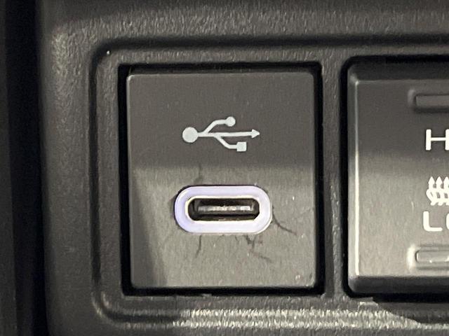 カローラクロス ハイブリッド　Ｚ　純正１０．５型ナビ機能付きＤＡ　全周囲カメラ　禁煙車　衝突軽減装置　シートヒーター　クリアランスソナー　ＬＥＤヘッドライト　ＬＥＤフロントフォグ　パワーバックドア　フルセグ　パワーシート（43枚目）