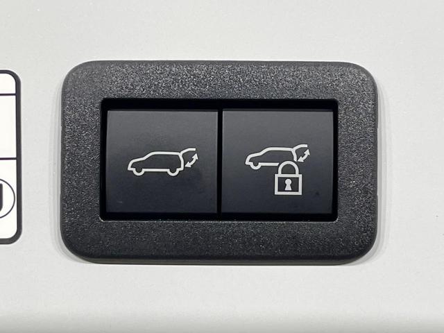 カローラクロス ハイブリッド　Ｚ　純正１０．５型ナビ機能付きＤＡ　全周囲カメラ　禁煙車　衝突軽減装置　シートヒーター　クリアランスソナー　ＬＥＤヘッドライト　ＬＥＤフロントフォグ　パワーバックドア　フルセグ　パワーシート（59枚目）