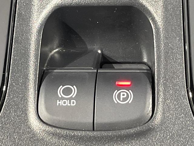 カローラクロス ハイブリッド　Ｚ　ガラスルーフ　純正１０．５型ナビ機能付きＤＡ　禁煙車　衝突軽減装置　シートヒーター　バックカメラ　ＥＴＣ　クリアランスソナー　ＬＥＤヘッドライト　ＬＥＤフロントフォグ　フルセグ　パワーバックドア（33枚目）