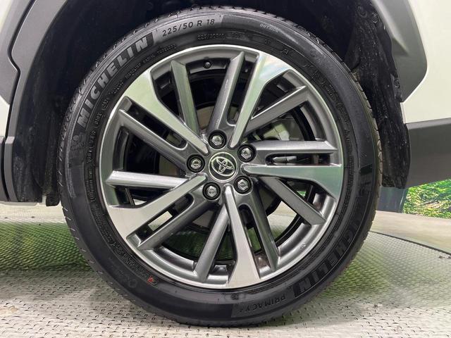 カローラクロス ハイブリッド　Ｚ　ガラスルーフ　純正１０．５型ナビ機能付きＤＡ　禁煙車　衝突軽減装置　シートヒーター　バックカメラ　ＥＴＣ　クリアランスソナー　ＬＥＤヘッドライト　ＬＥＤフロントフォグ　フルセグ　パワーバックドア（46枚目）