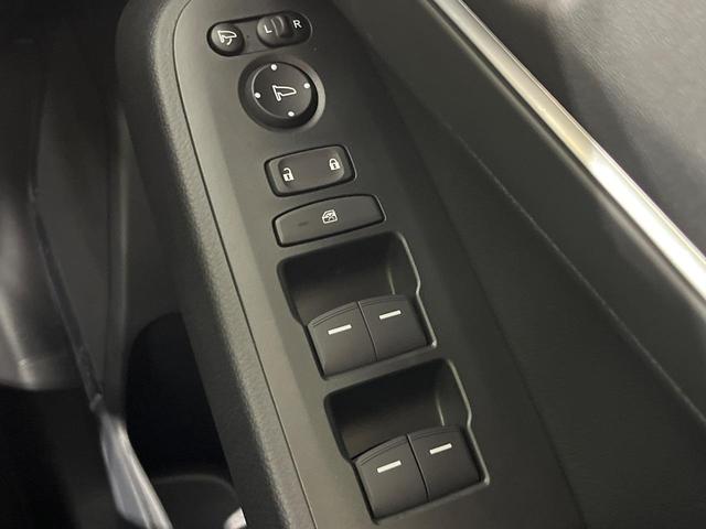 ヴェゼル e:HEV Z 登録済未使用車 バックカメラ 衝突被害軽減システム レーダークルーズ 電動リアゲート コーナーセンサー スマートキー LEDヘッド ETC2.0 オートハイビーム 車線逸脱警報 オートライト(32枚目)