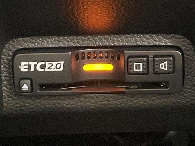 ヴェゼル e:HEV Z 登録済未使用車 バックカメラ 衝突被害軽減システム レーダークルーズ 電動リアゲート コーナーセンサー スマートキー LEDヘッド ETC2.0 オートハイビーム 車線逸脱警報 オートライト(40枚目)