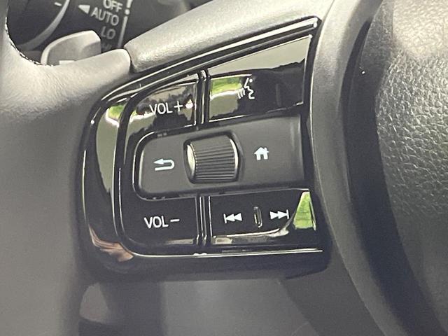 ヴェゼル e:HEV Z 登録済未使用車 バックカメラ 衝突被害軽減システム レーダークルーズ 電動リアゲート コーナーセンサー スマートキー LEDヘッド ETC2.0 オートハイビーム 車線逸脱警報 オートライト(43枚目)